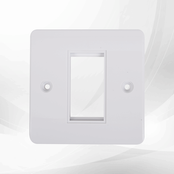 Triax Grid Outlet Bevelled Edge Half Mod White 304230